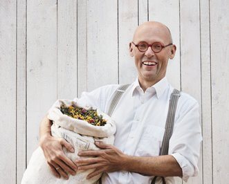 Johannes Gutmann lässt mit SONNENTOR die Freude wachsen